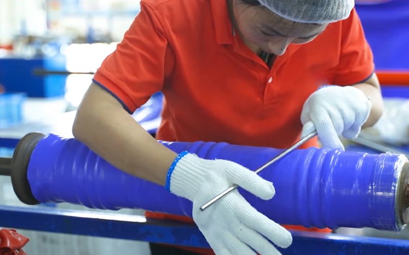 Hand-Wrapped Silicone Hoses